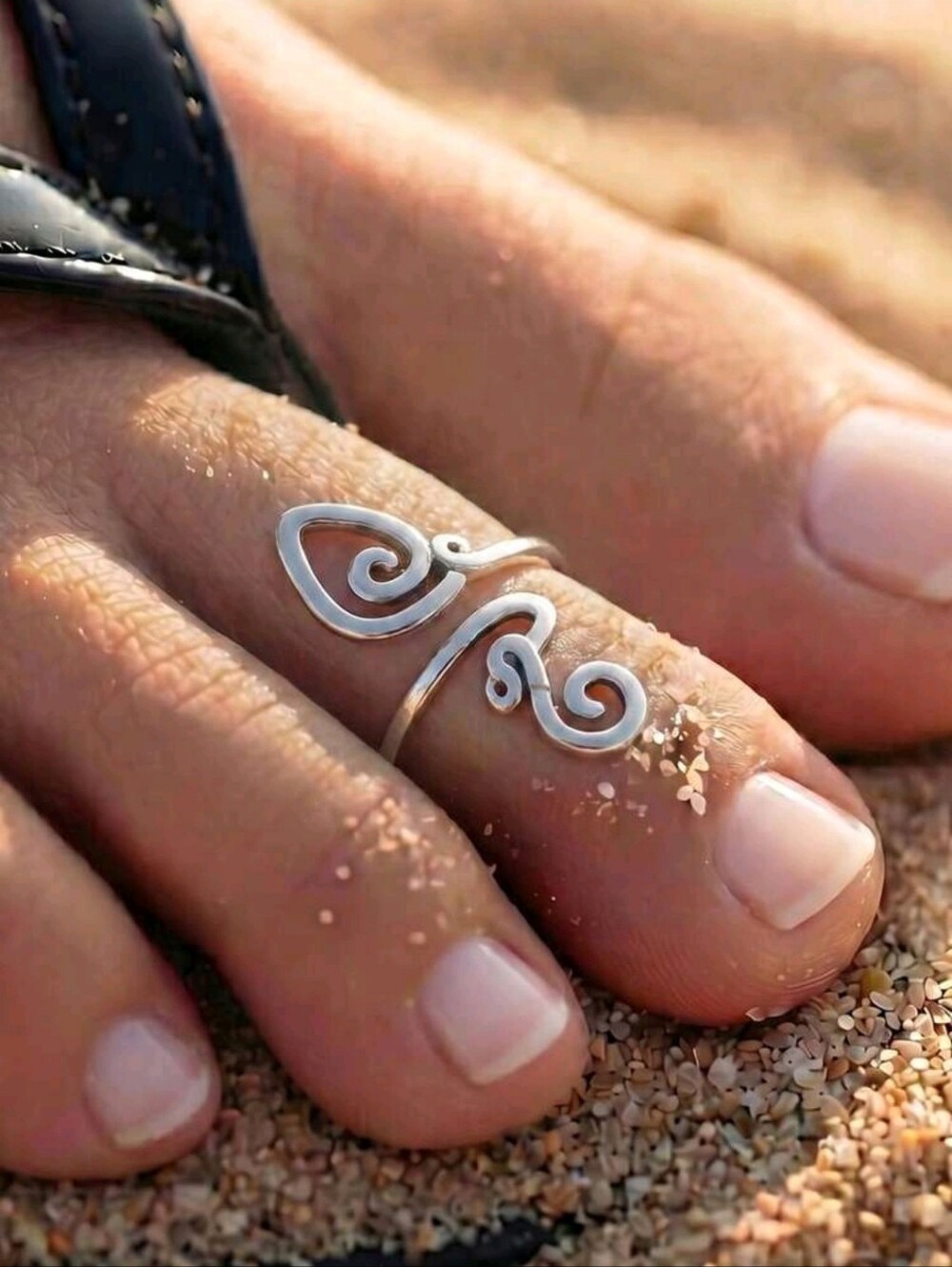 ✨3 FOR $28✨🆕️ FILIGREE BOHO DESIGN TOE RING - SILVER-TONE